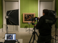 Ritratto di giovane con flauto backstage