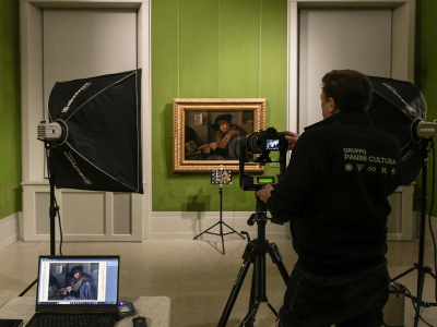 Ritratto di giovane con flauto backstage